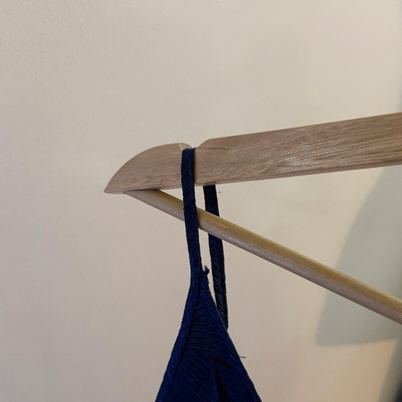 Anthropologie Crinkle Style Cami Blouse Blue Boho Minimalist Resort Office Work - Picture 6 of 6